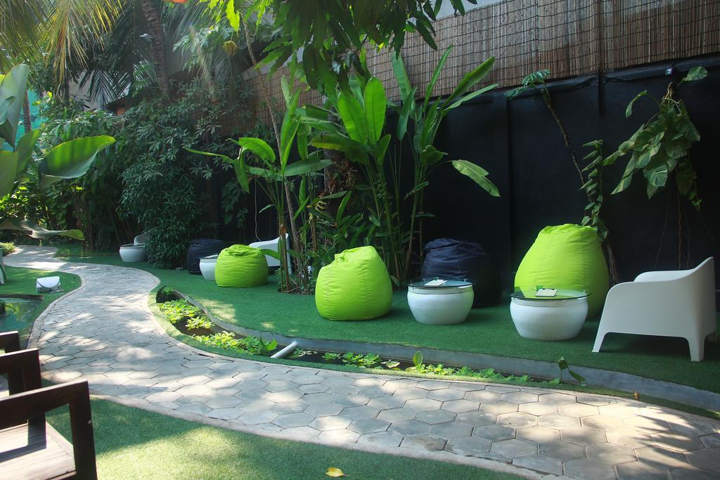 Ashia Hotel & Lounge Siem Reap Esterno foto