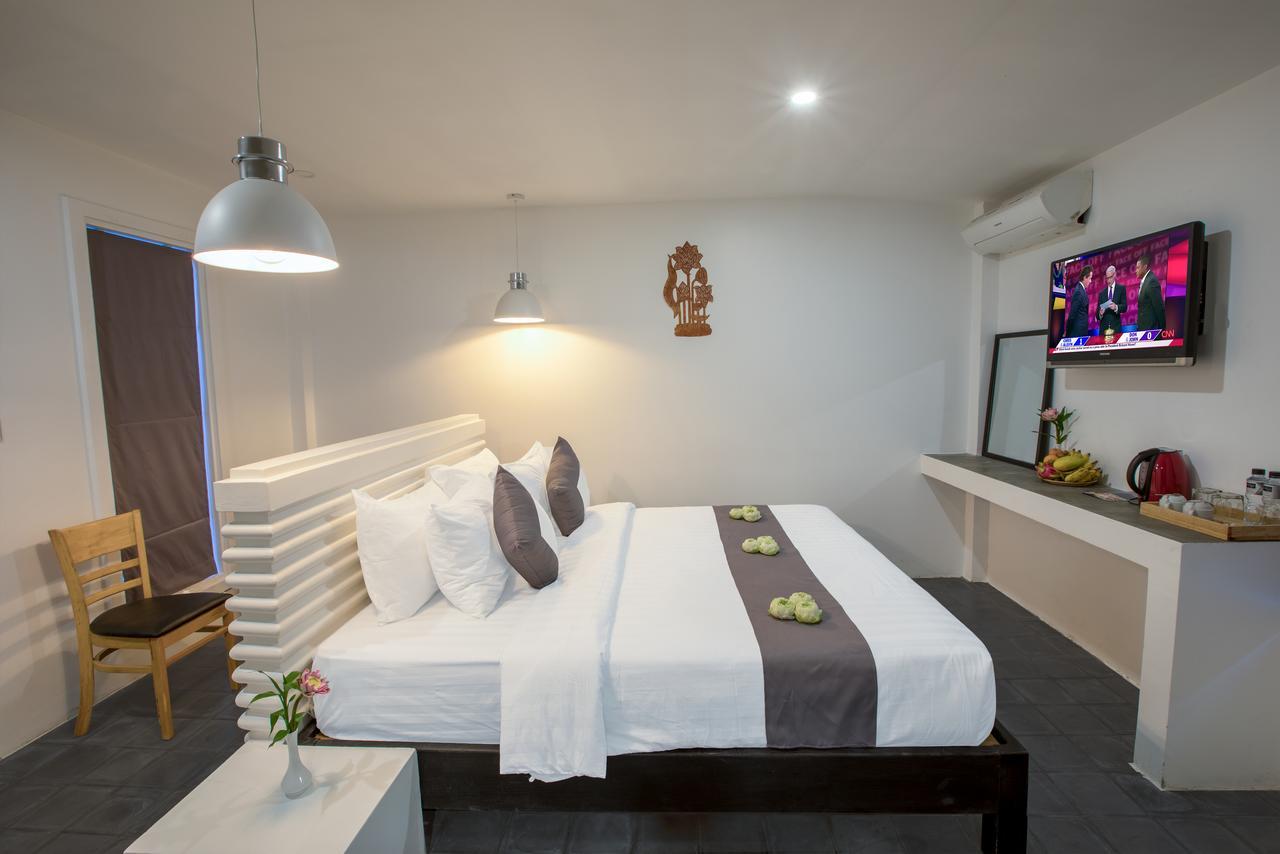 Ashia Hotel & Lounge Siem Reap Esterno foto