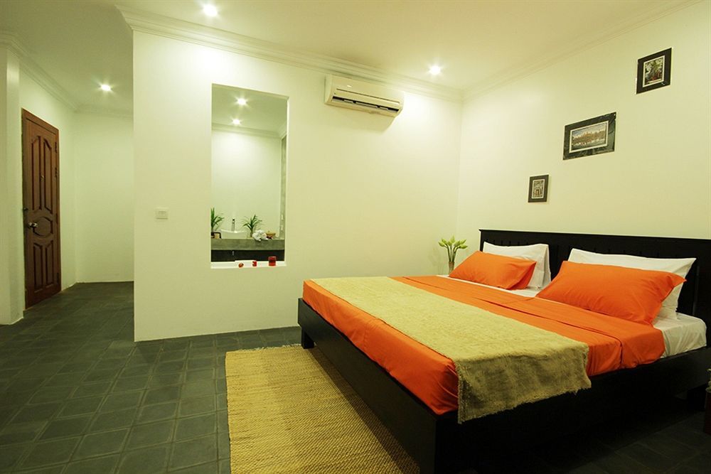 Ashia Hotel & Lounge Siem Reap Esterno foto